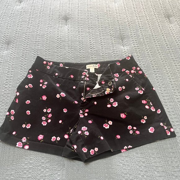 Maison Jules Floral Black Shorts Size 6 - Picture 1 of 8